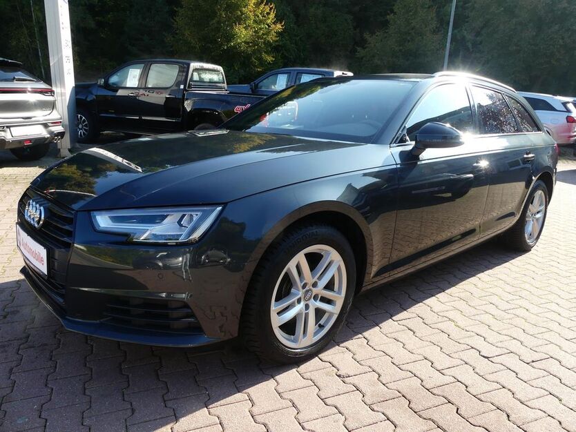 Audi A4 83.000 km 19.990 € Schneeberg 08289