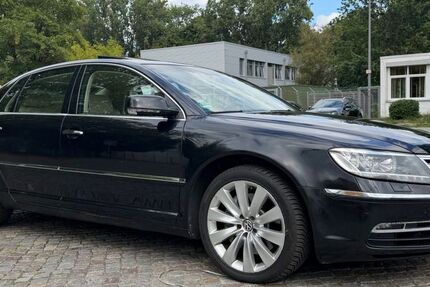 VW Phaeton 191.000 km 5.499 &euro; Bremen 28329