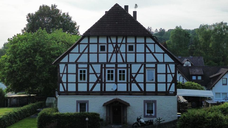 Einfamilienhaus Holzminden - 12 Zimmer, 296 m&sup2;, 144.000&euro; | Angebot:26044950