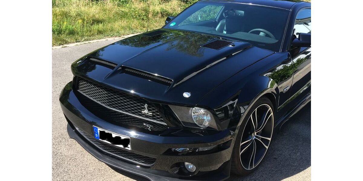Ford Mustang 93.000 km 22.900 € Mainz 55129