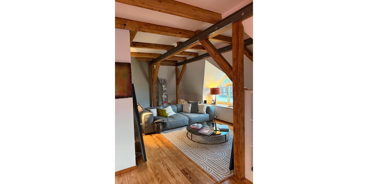 Dachgeschoßwohnung Hamburg Harvestehude - 2 Zimmer, 120 m&sup2;, 1.800&euro; | Angebot:25513859