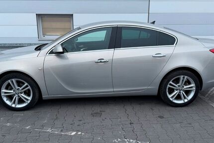 Opel Insignia 29.000 km 8.900 &euro; Schwedt/Oder 16303