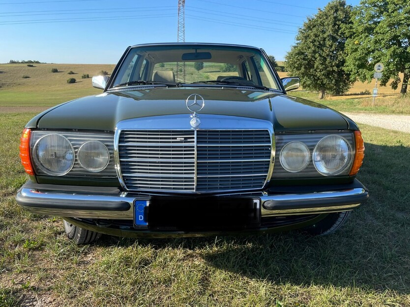 Mercedes-Benz E 230 205.850 km 9.600 € Ulm 89073