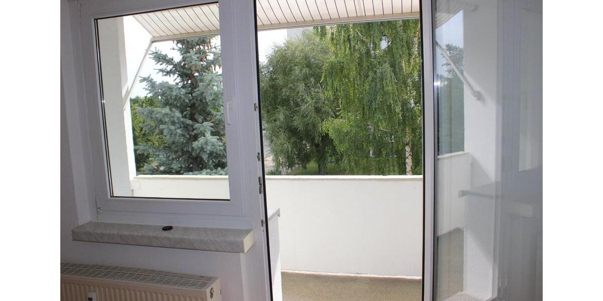 Etagenwohnung Gera Lusan - 1 Zimmer, 35 m&sup2;, 295&euro; | Angebot:14302863