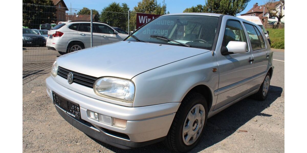 VW Golf 113.360 km 2.999 &euro; Herzberg am Harz 37412