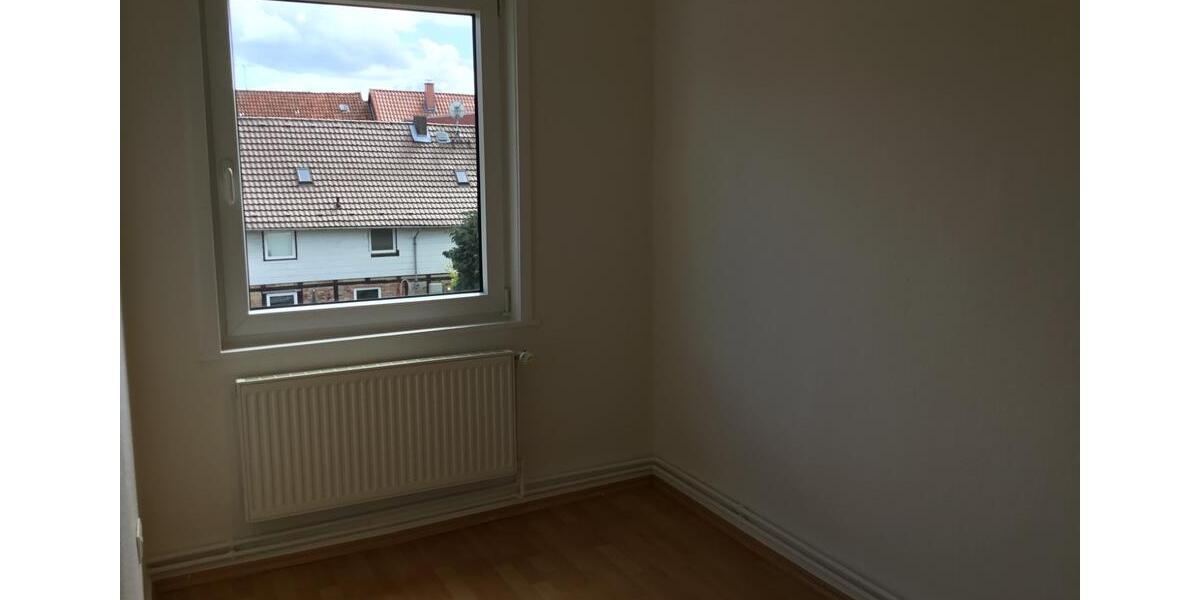 Dachgeschoßwohnung Seesen - 3 Zimmer, 63 m&sup2;, 400&euro; | Angebot:26354079