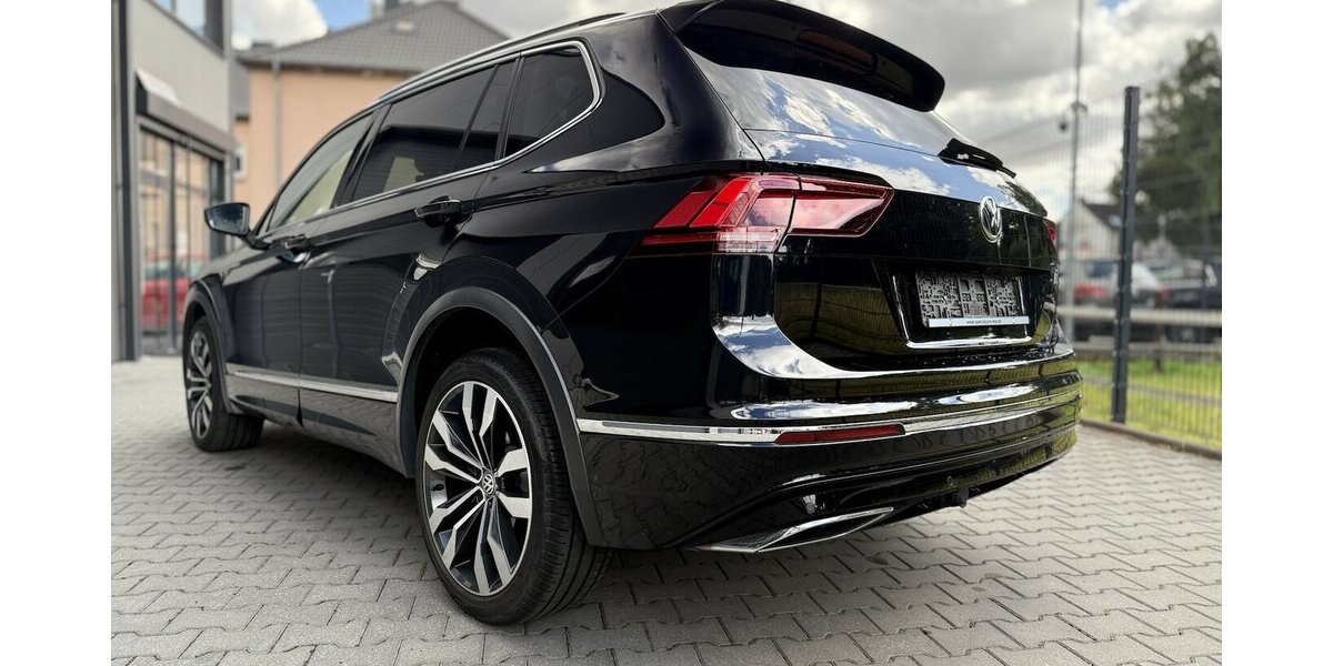 VW Tiguan R-Line / Allrad / Pano / Keyless 84.000 km 33.900 &euro; Mönchengladbach 41066