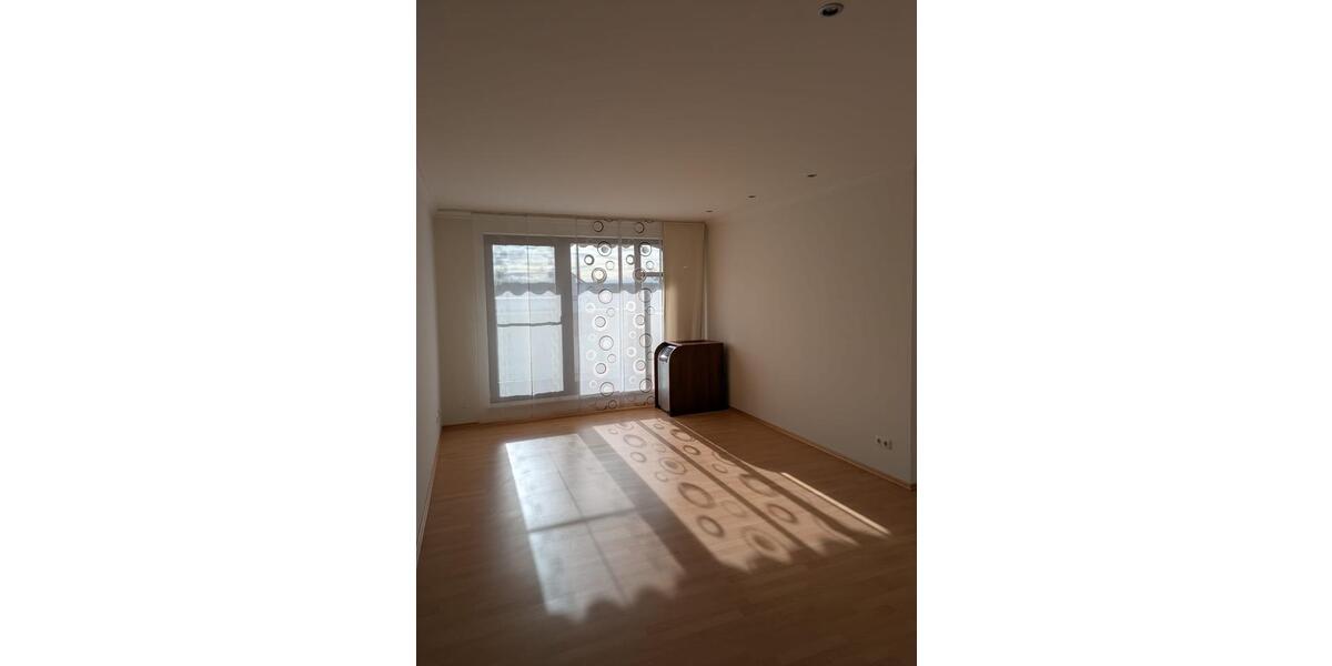 Erdgeschoßwohnung Altdorf - 2 Zimmer, 64 m&sup2;, 250.000&euro; | Angebot:27131806