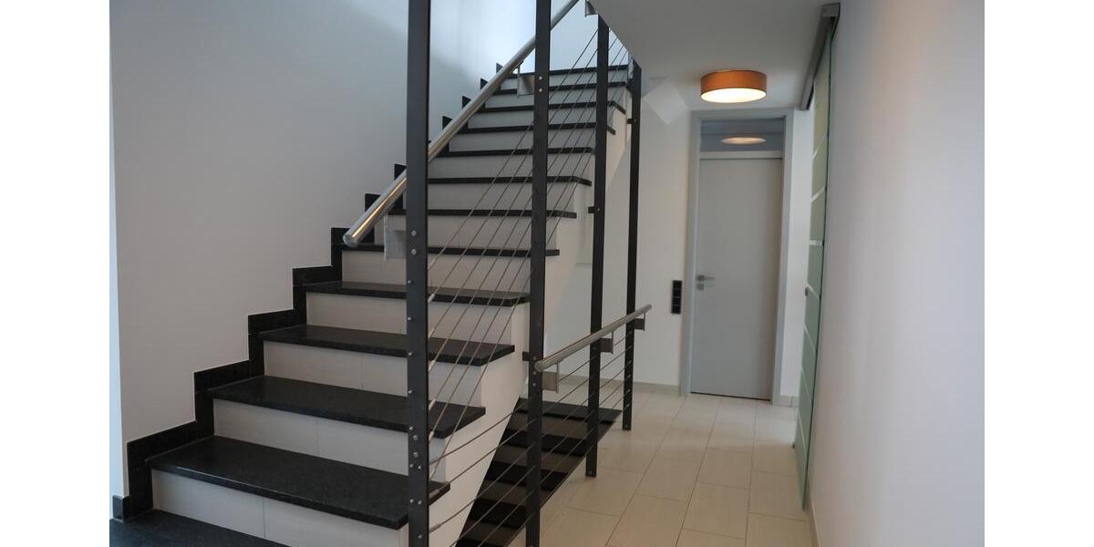 Doppelhaushälfte Lohr am Main - 4 Zimmer, 120 m&sup2;, 1.300&euro; | Angebot:26477137