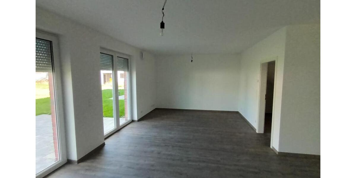 Doppelhaushälfte Wewelsfleth - 4 Zimmer, 130 m&sup2;, 1.350&euro; | Angebot:26193447