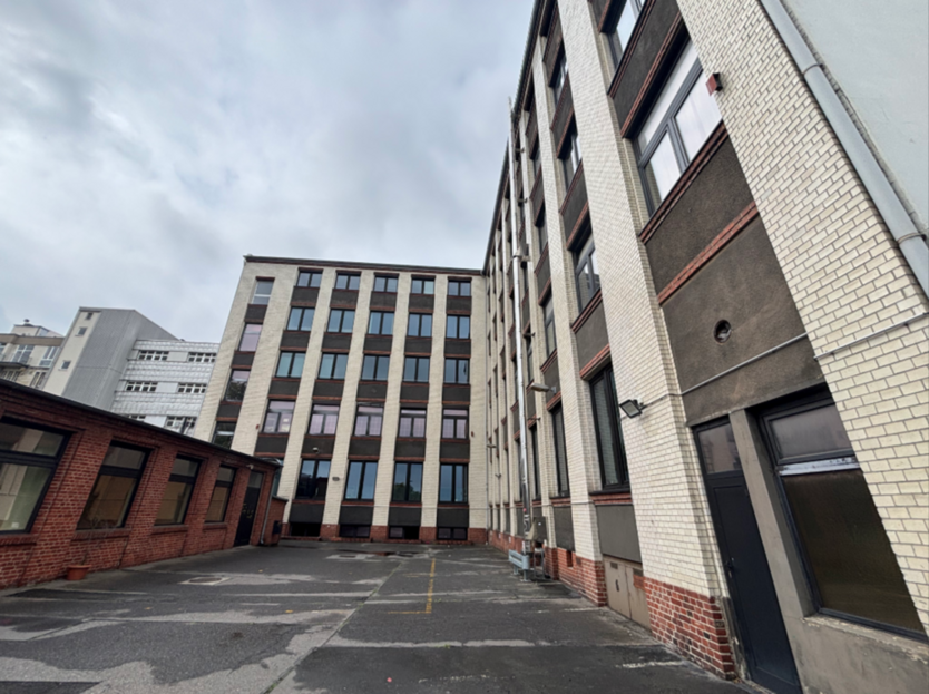 Büro in Berlin 1.405,80 € 70.29 m²