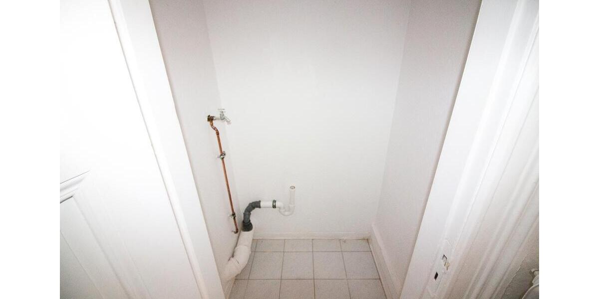 Etagenwohnung Wilhelmshaven - 5 Zimmer, 136 m&sup2;, 950&euro; | Angebot:26455812