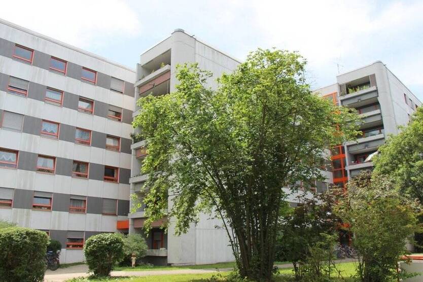 ***Heike Borchers Immobilien***Gemütliches Nest für 1 Person mit großem Süd-Balkon***