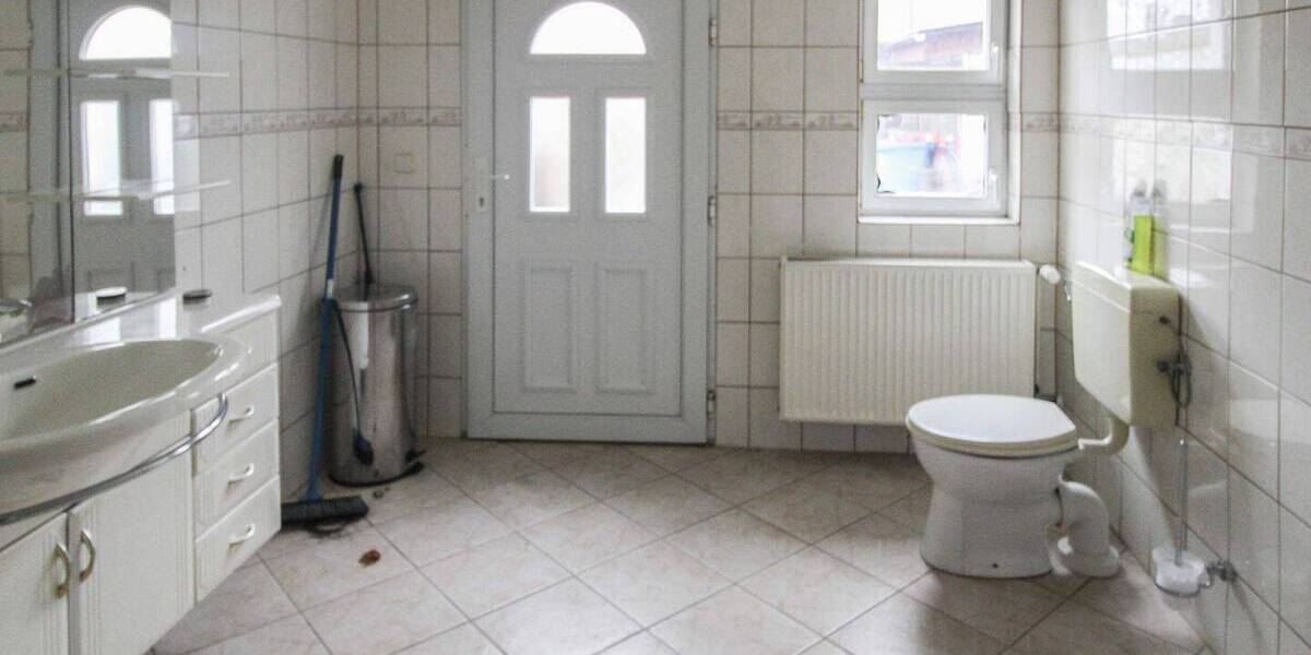 Doppelhaushälfte Jüterbog - 5 Zimmer, 110 m&sup2;, 185.000&euro; | Angebot:26037305