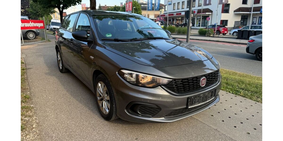 Fiat Tipo 71.000 km 8.399 &euro; Rosenheim 83026