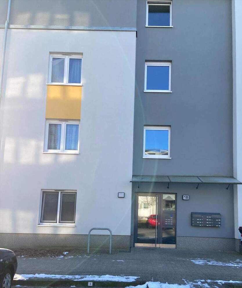 Helle 2-Zimmer-Wohnung mit Balkon in Stadtnähe 2 zimmer