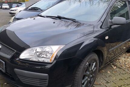 Ford Focus 232.600 km 990 &euro; Paderborn 33104