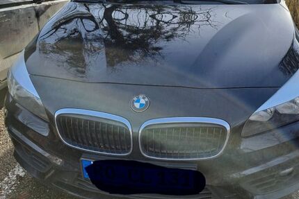 BMW 218 Active Tourer 228.000 km 8.900 &euro; Amerang 83123