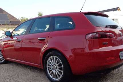 Alfa Romeo 159 248.851 km 2.850 &euro; Troisdorf-Spich 53842