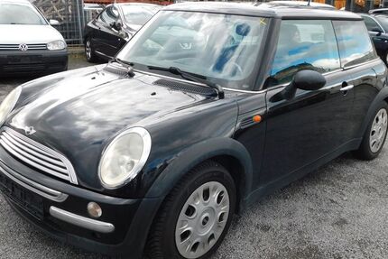 Mini ONE 177.000 km 950 &euro; Markgröningen 71706