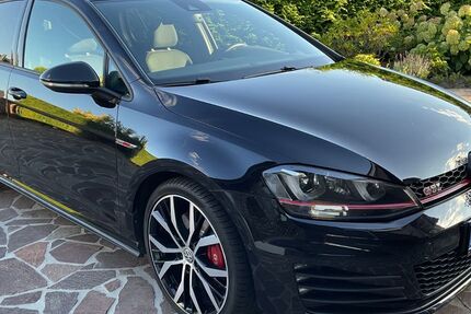VW Golf 25.000 km 22.300 &euro; Gardelegen 39638