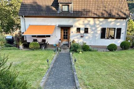 Geräumiges Ein-Zweifamilienhaus in Siegen - Eiserfeld zimmer