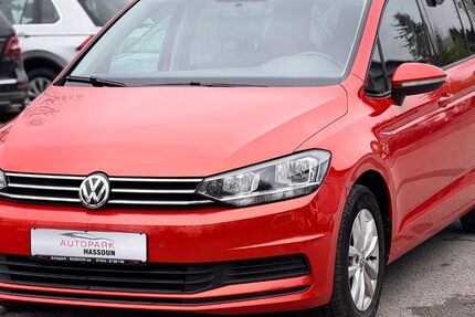 VW Touran 171.920 km 8.999 &euro; Sulz a. N 72172