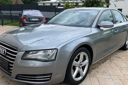 Audi A8 327.533 km 10.900 &euro; Versmold 33775