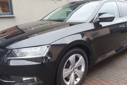 Skoda Superb 191.800 km 12.999 &euro; Brandenburg OT Klein-Kreutz 14776