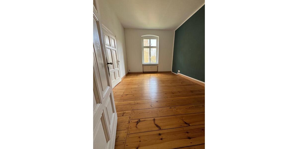 Etagenwohnung Bad Freienwalde (Oder) - 3 Zimmer, 114 m&sup2;, 790&euro; | Angebot:26316478