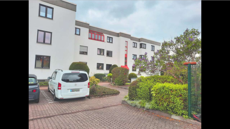 Geräumige 3-Zimmer Eigentumswohnung mit Terrasse 3 zimmer