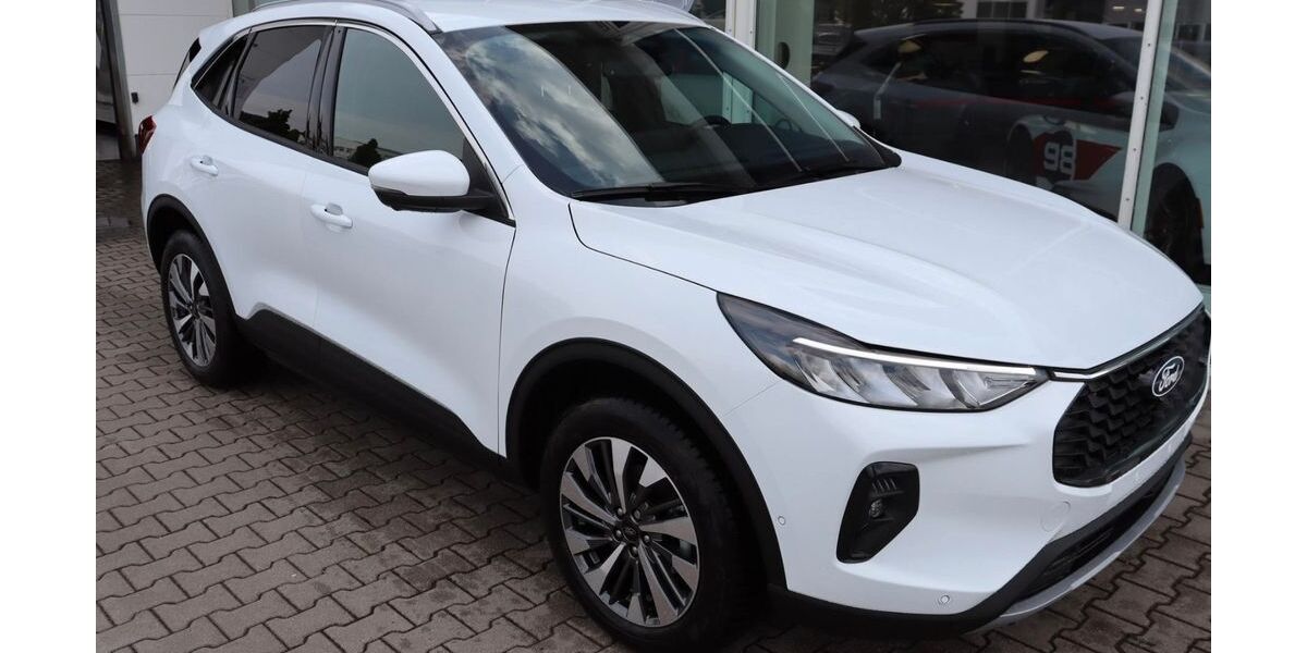 Ford Kuga 9.000 km 30.780 &euro; Cham 93413