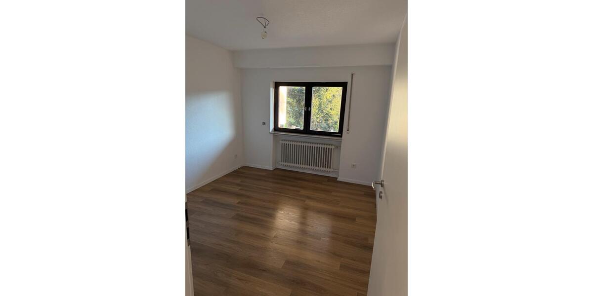 Erdgeschoßwohnung Oberndorf am Neckar - 3 Zimmer, 78 m&sup2;, 800&euro; | Angebot:26327788