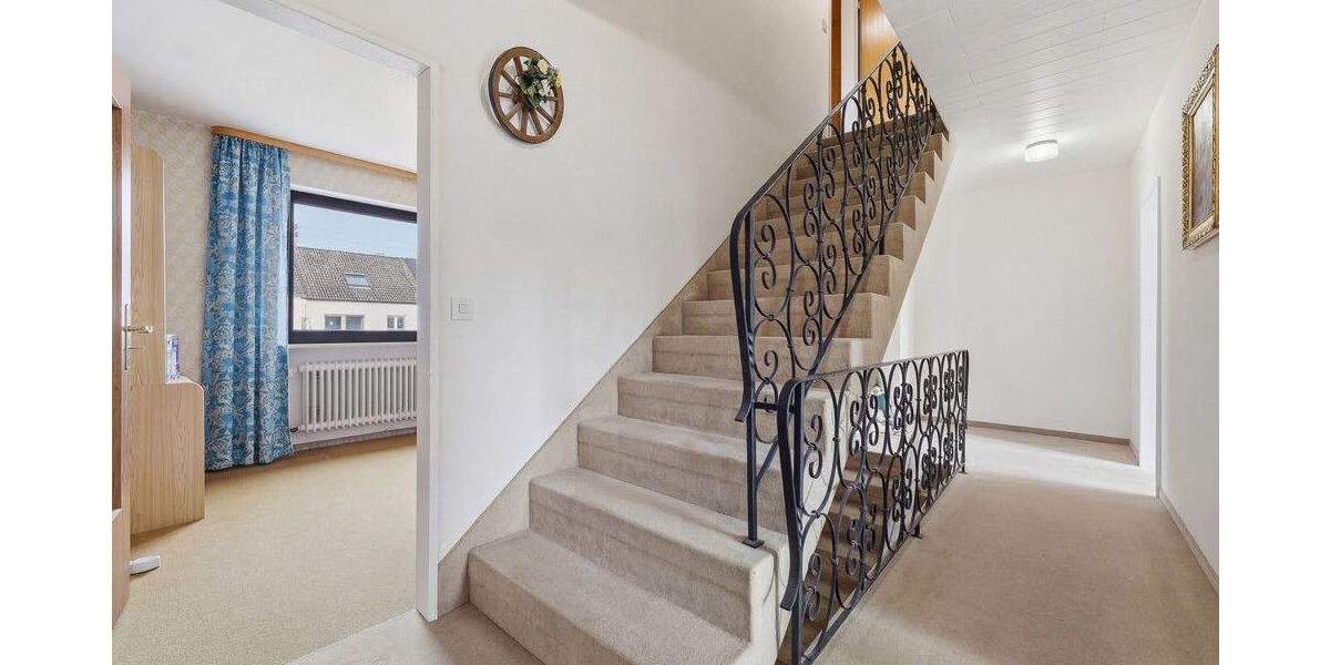 Reihenendhaus Augsburg Hochzoll - 5 Zimmer, 135 m&sup2;, 649.000&euro; | Angebot:25895945