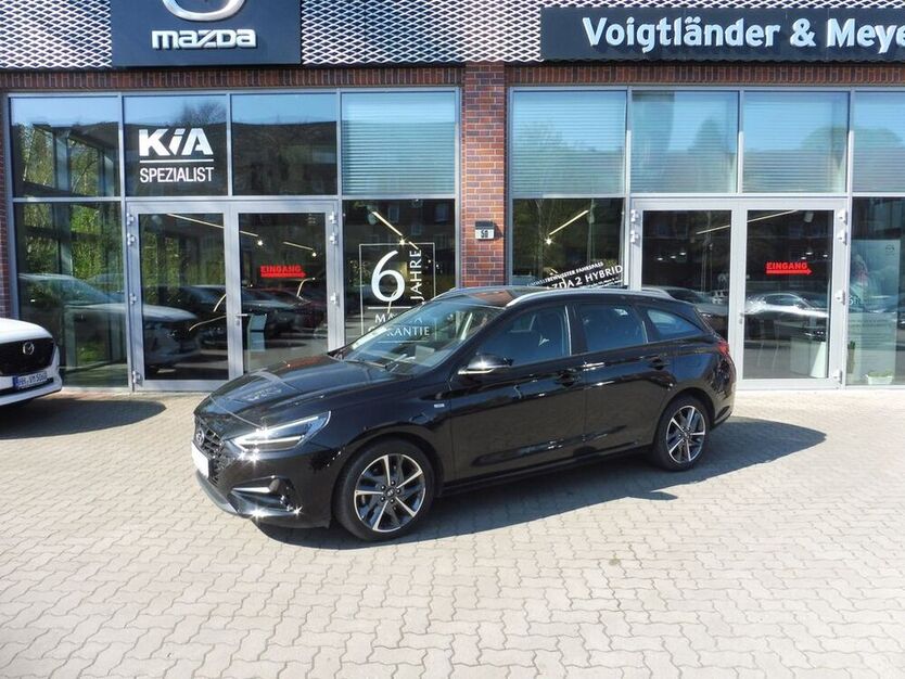 i30