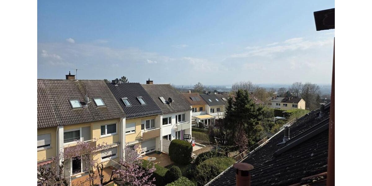 Reihenhaus Wiesbaden Schierstein - 6 Zimmer, 138 m&sup2;, 569.000&euro; | Angebot:26046310