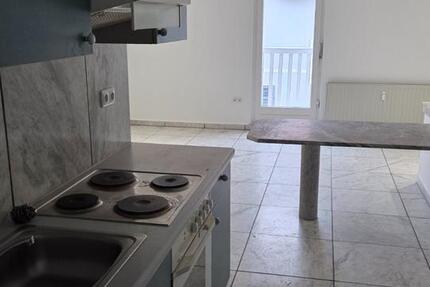 2,5 Raum Wohnung mit Küche saniert 2 zimmer