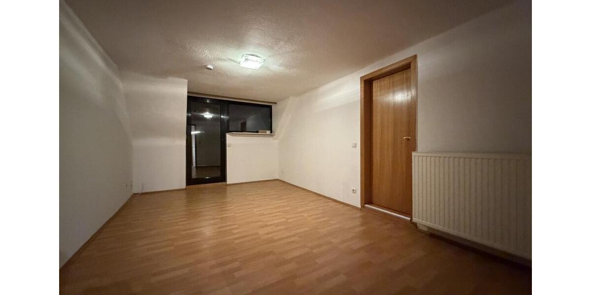 Schöne 2 - Zimmer Wohnung mit Riesen Dachterrasse 2 zimmer