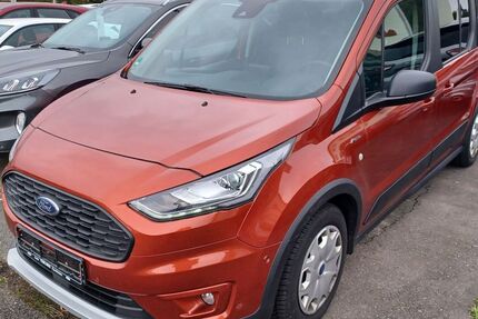 Ford Grand Tourneo 58.250 km 25.770 &euro; Wiesau 95676