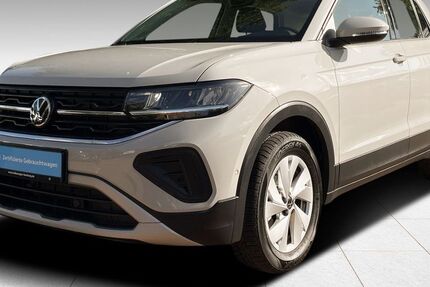 VW T-Cross 4.374 km 22.888 € Hamburg 22761