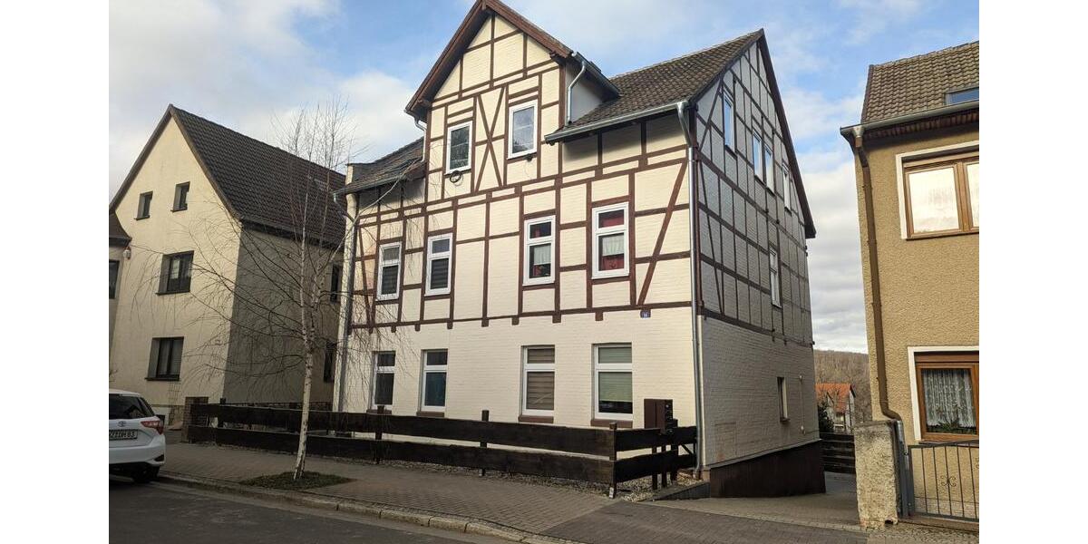 100 qm 4,5 Zimmer Wohnung Thale Birkenstraße Dachgeschoss sofort 4 zimmer