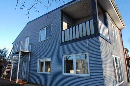 Moderne Erdgeschoßwohnung, mit großer Terrasse, nähe Heide! 2 zimmer