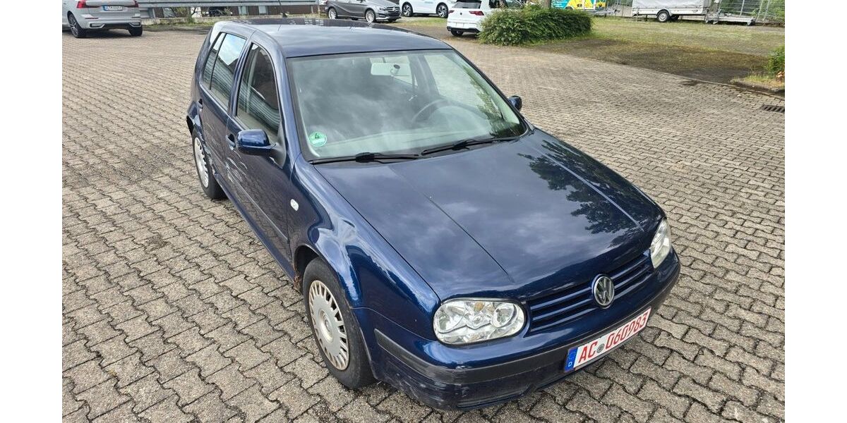 VW Golf 216.000 km 1.000 &euro; Aachen 52068