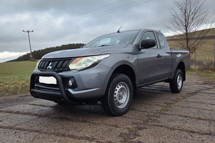 Mitsubishi L200 34.600 km 22.999 &euro; Geratal 99331