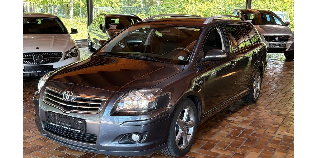 Toyota Avensis 278.000 km 2.999 &euro; Nordhorn 48527
