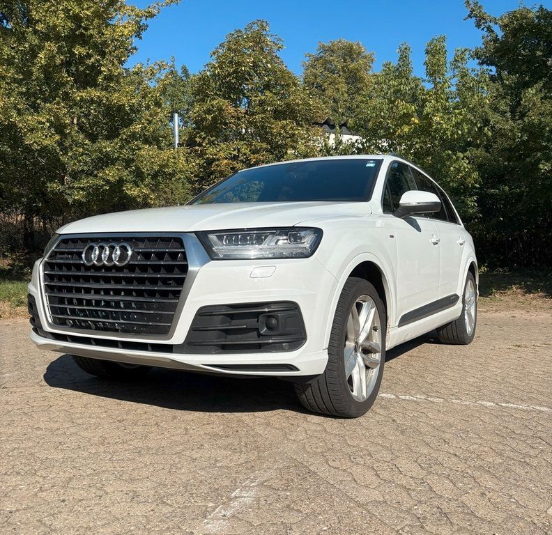 Q7