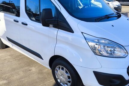 Ford Transit 178.500 km 11.999 &euro; Eberswalde 16227