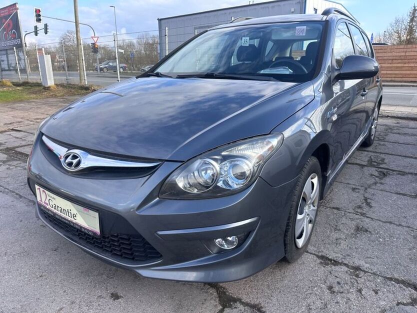 i30
