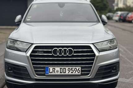 Audi Q7 173.000 km 34.000 € Teningen 79331