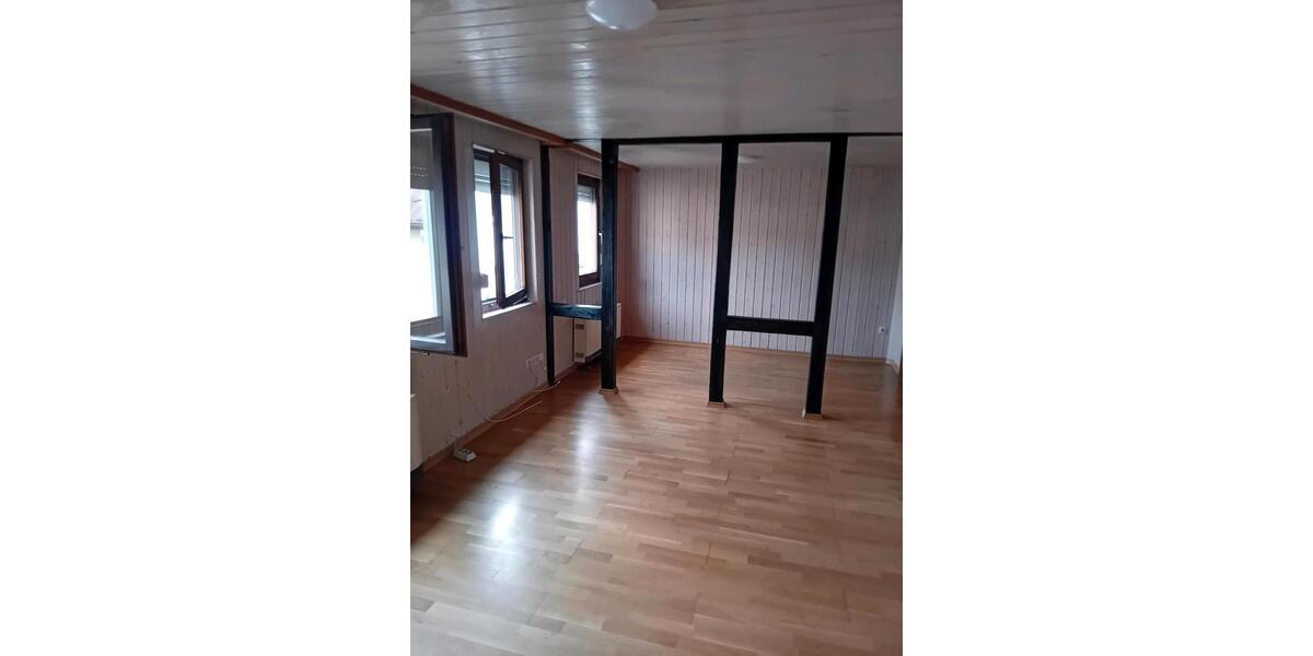 Doppelhaushälfte Neckartenzlingen - 5 Zimmer, 140 m&sup2;, 1.150&euro; | Angebot:24728093